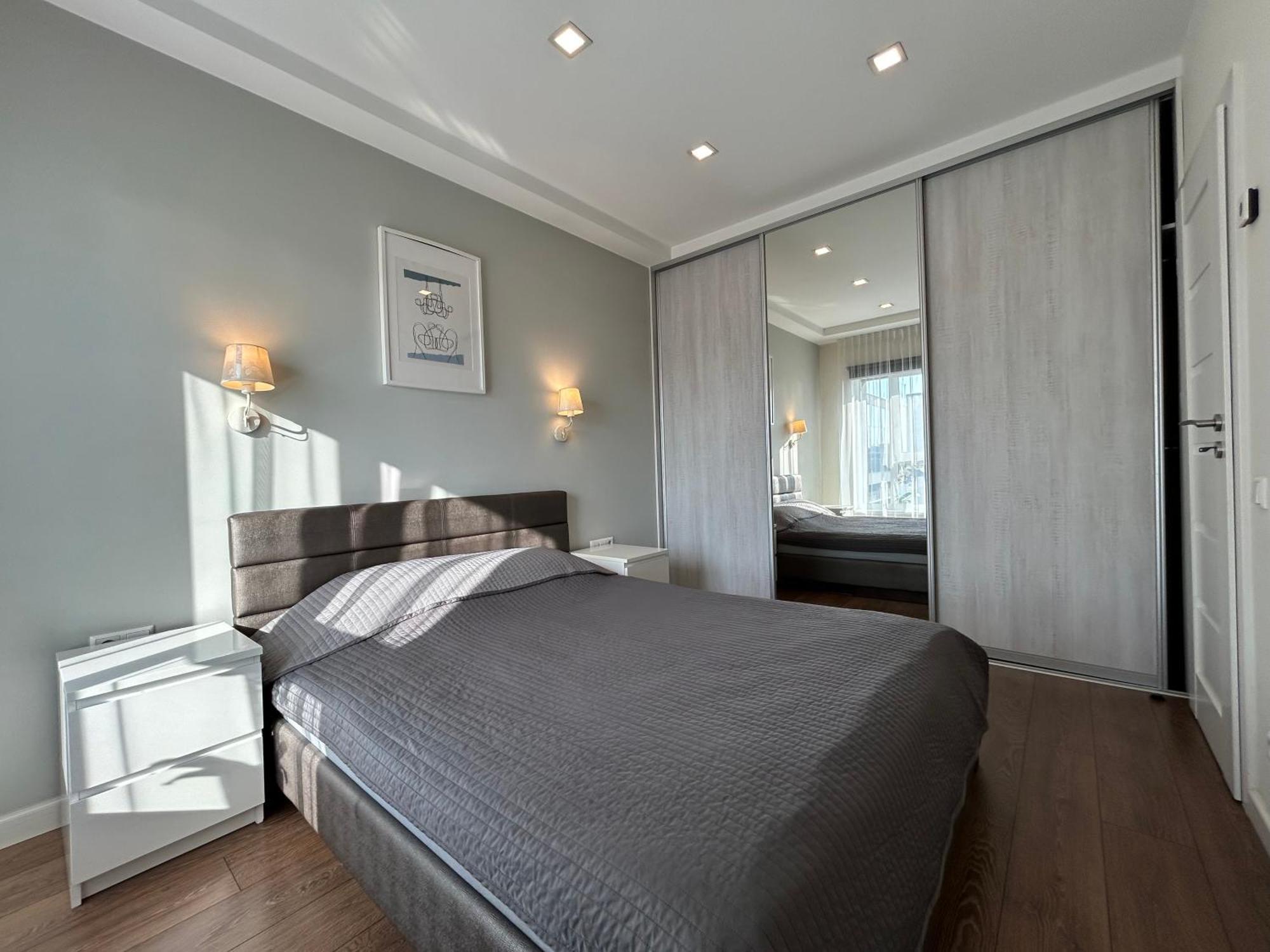 Your Home - Spacious Apartment In City Center, With Balcony & Self Check-In VNO Extérieur photo